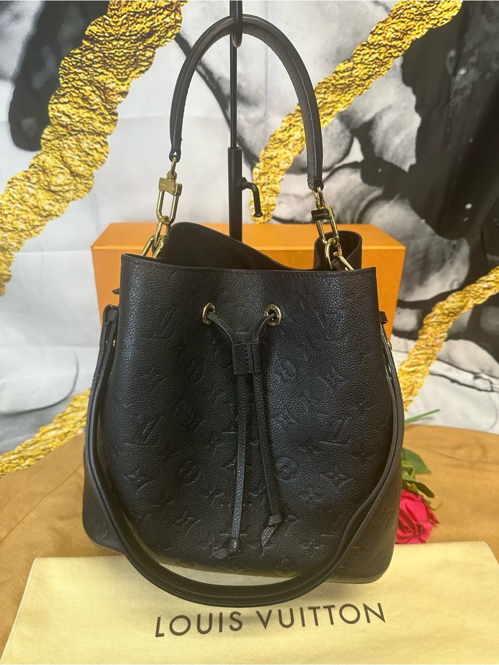 Louis Vuitton Black Neo Noe Leather Drawstring Bucket Bag
